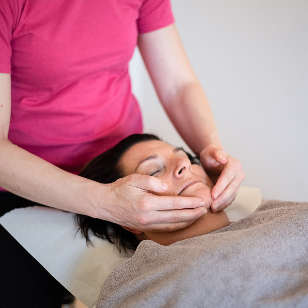Voice Massage I Hieronta Kaisan Kosketus I Voice massage terapia 